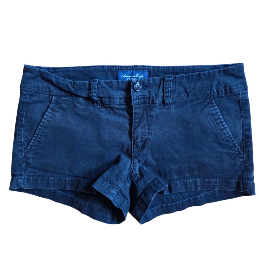 American Eagle Outfitters Women's Black Casual Shorts!